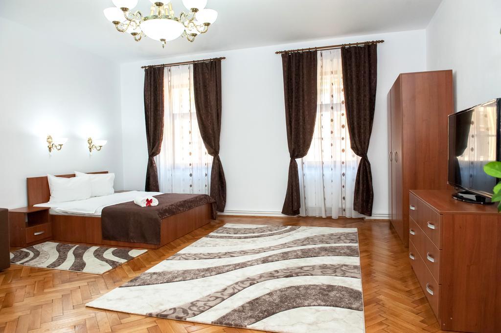 Cathedral Apartments Nagyszeben Szoba fotó